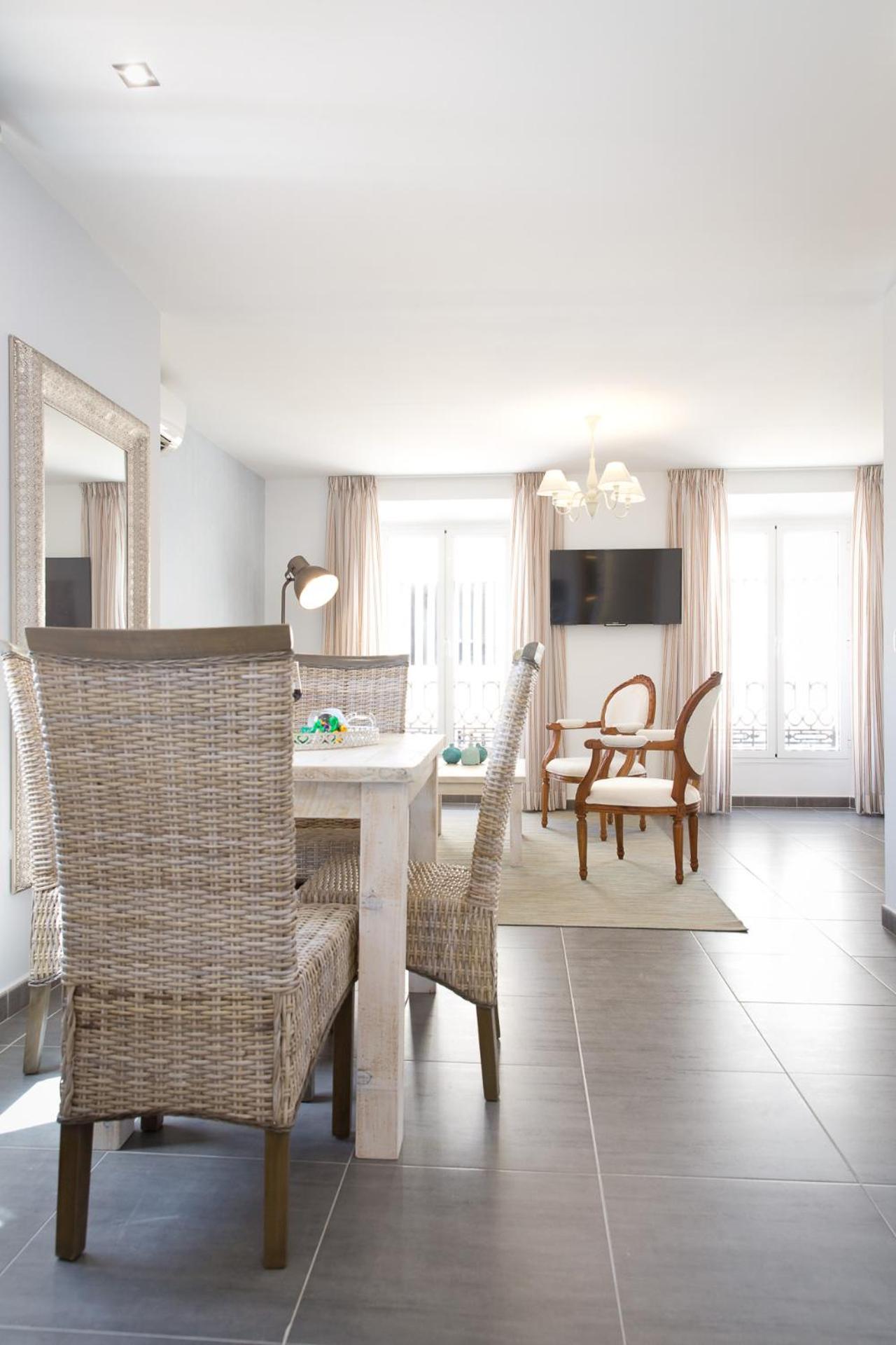 Holidays2malaga Dos Aceras In Old Town & High Speed Wifi Leilighet