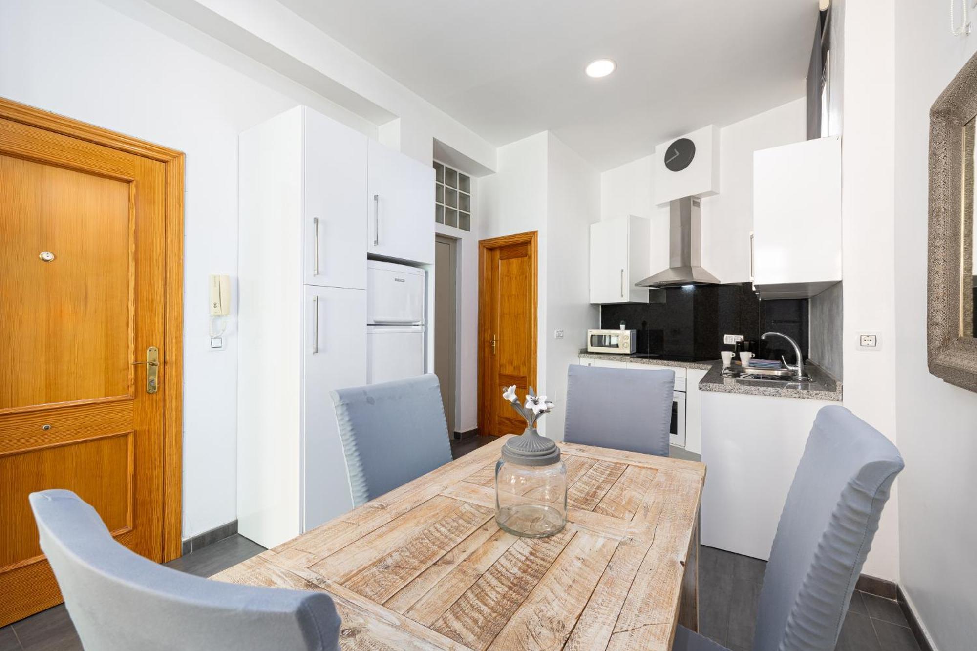 Appartamento Holidays2malaga Dos Aceras In Old Town & High Speed Wifi *